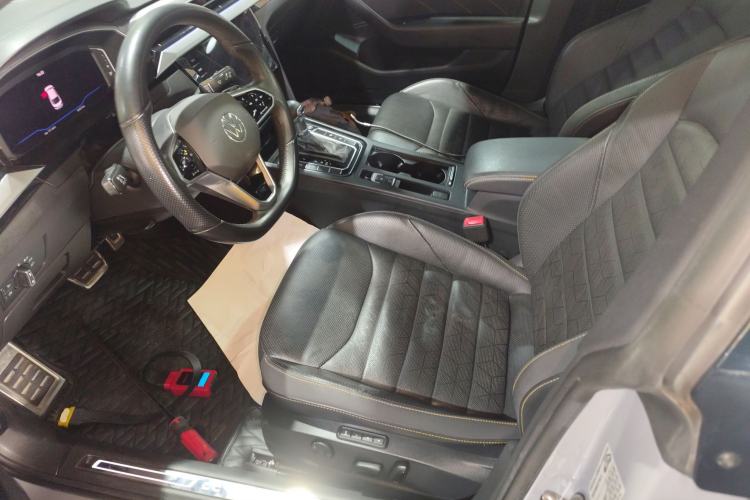 Used Volkswagen FAW-Volkswagen CC 2021 380TSI Striking Edition Left Front Seat