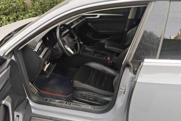 Used Volkswagen FAW-Volkswagen CC 2021 Estate Car 380TSI Vizion Edition Left Front Seat