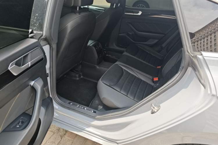 Used Volkswagen FAW-Volkswagen CC 2021 380TSI Striking Edition Left Rear Seat