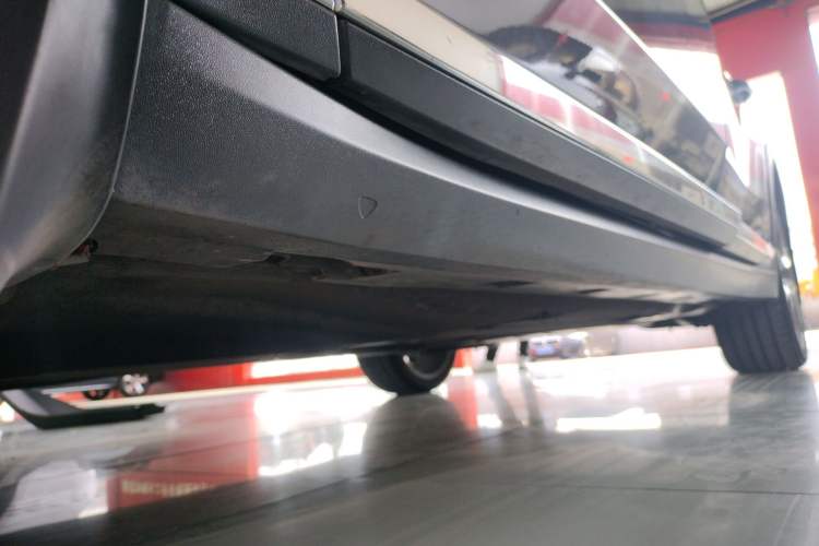 Used Volkswagen FAW-Volkswagen CC 2021 Estate Car 380TSI Vizion Edition Left Side Sill