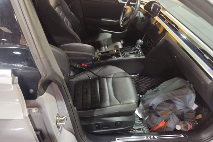 Used Volkswagen FAW-Volkswagen CC 2021 380TSI Striking Edition Right Front Seat