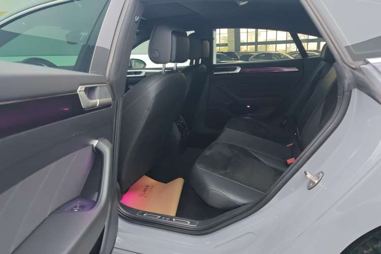 Used Volkswagen FAW-Volkswagen CC 2021 330TSI Ignite Edition Right Rear Seat