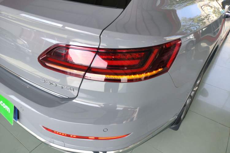 Used Volkswagen FAW-Volkswagen CC 2021 Estate Car 380TSI Vizion Edition Right Rear Taillight