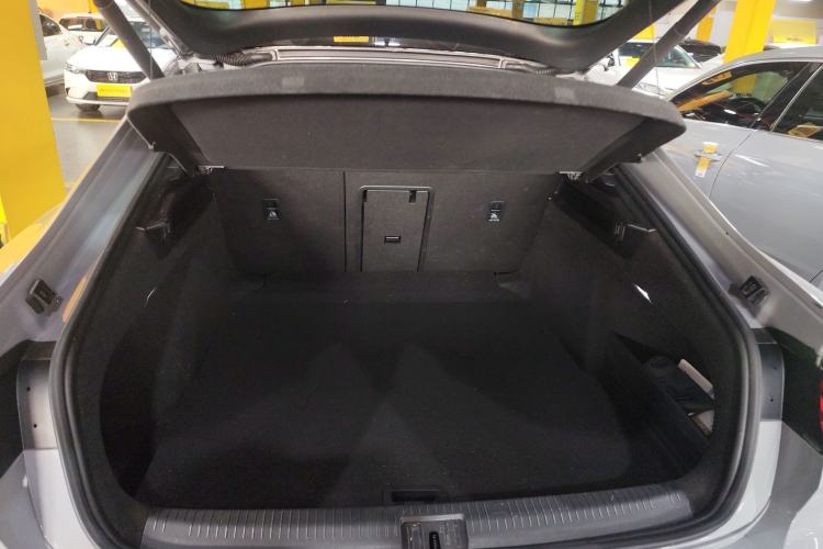 Used Volkswagen FAW-Volkswagen CC 2021 380TSI Striking Edition Trunk