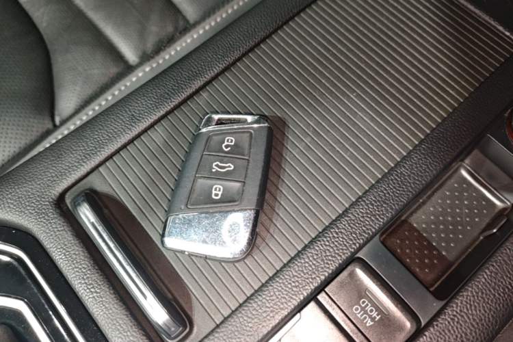 Used Volkswagen FAW-Volkswagen CC 2021 380TSI Striking Edition Vehicle Key