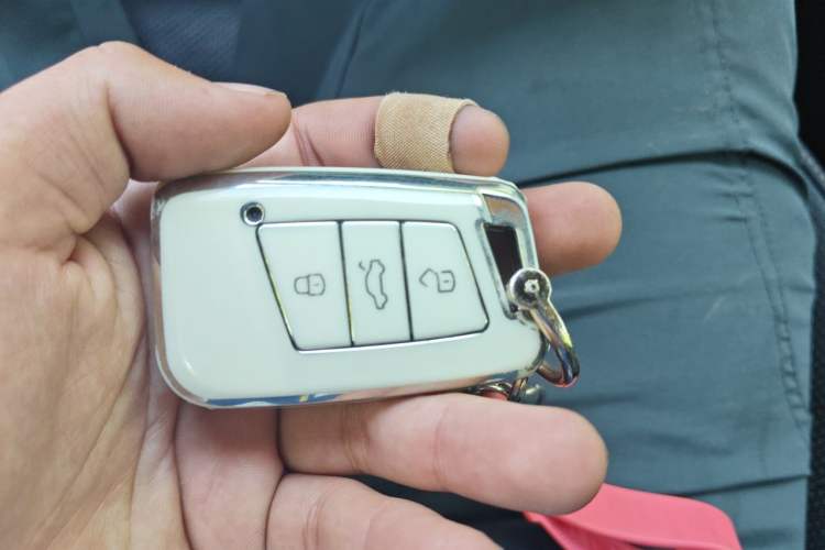 Used Volkswagen FAW-Volkswagen CC 2021 380TSI Striking Edition Vehicle Key