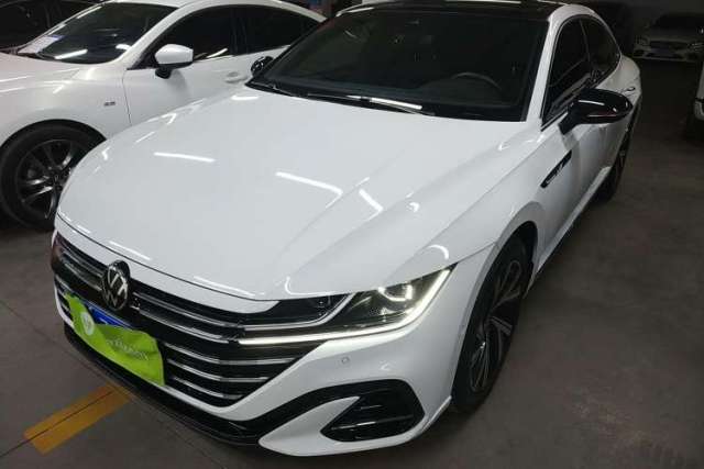 Volkswagen FAW-Volkswagen CC 2021 380TSI Striking Edition 30th Anniversary Model usado