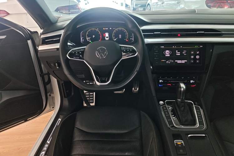Used Volkswagen FAW-Volkswagen CC 2021 380TSI Striking Edition Audio And AC Panel