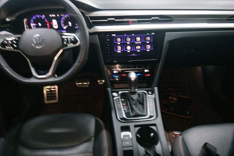 Used Volkswagen FAW-Volkswagen CC 2021 380TSI Striking Edition 30th Anniversary Model Audio And AC Panel