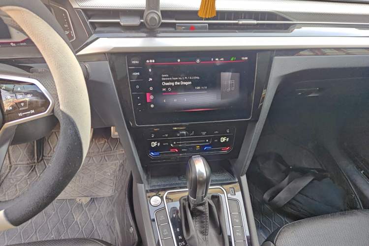 Used Volkswagen FAW-Volkswagen CC 2021 380TSI Striking Edition Audio And AC Panel