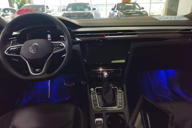 Used Volkswagen FAW-Volkswagen CC 2021 380TSI Striking Edition Audio And AC Panel