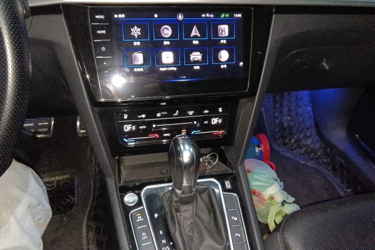 Used Volkswagen FAW-Volkswagen CC 2021 380TSI Striking Edition Audio And AC Panel