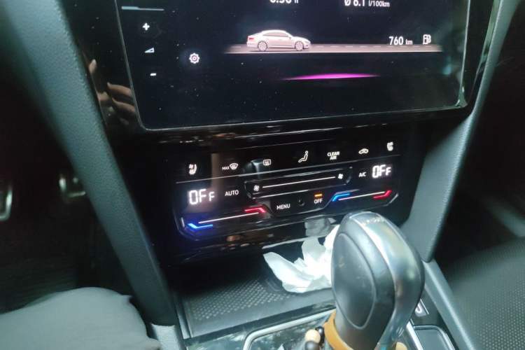 Used Volkswagen FAW-Volkswagen CC 2021 380TSI Striking Edition Audio And AC Panel
