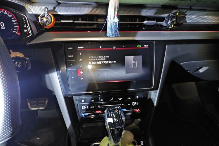 Used Volkswagen FAW-Volkswagen CC 2021 380TSI Striking Edition Audio And AC Panel