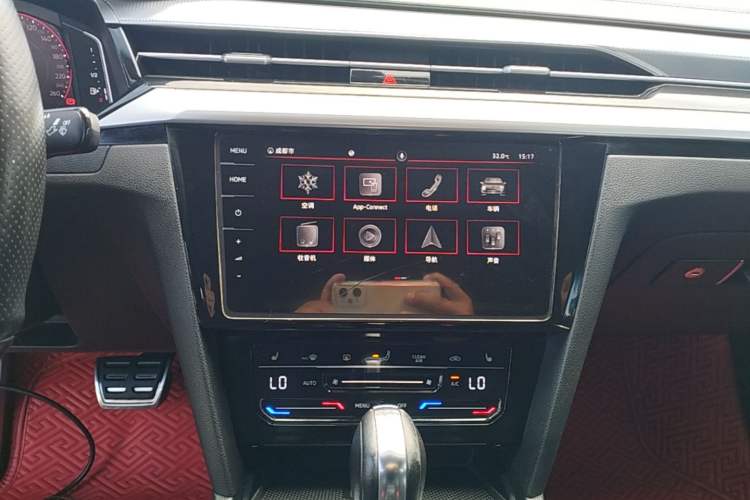 Used Volkswagen FAW-Volkswagen CC 2021 330TSI Ignite Edition Audio And AC Panel