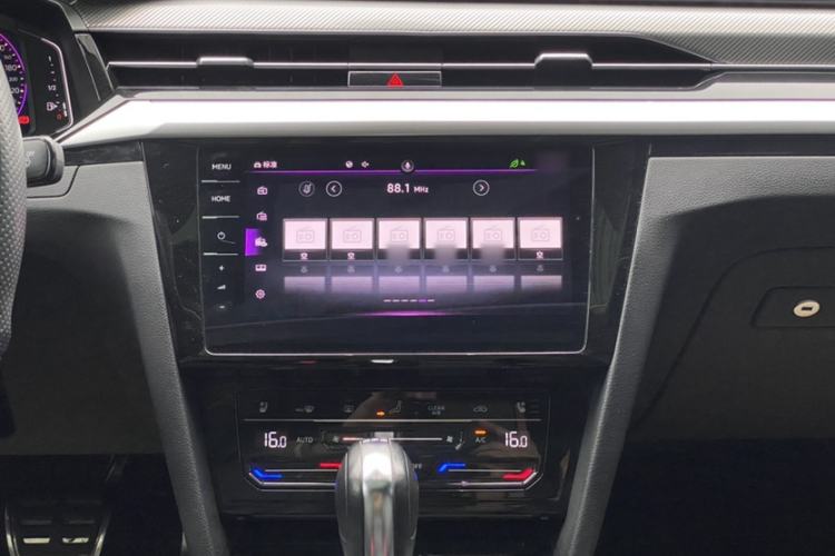 Used Volkswagen FAW-Volkswagen CC 2021 380TSI Striking Edition Audio And AC Panel