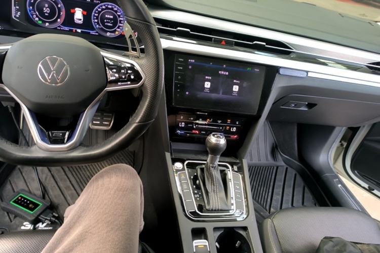 Used Volkswagen FAW-Volkswagen CC 2021 Estate Car 380TSI Vizion Edition Center Console