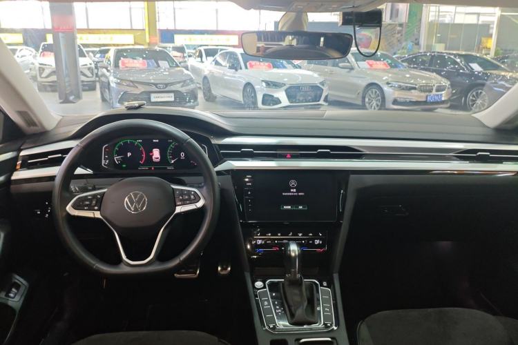 Used Volkswagen FAW-Volkswagen CC 2021 Estate Car 330TSI Hunter Vision Edition Center Console