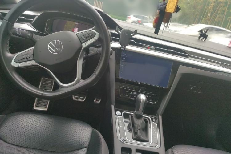 Used Volkswagen FAW-Volkswagen CC 2021 Estate Car 380TSI Vizion Edition Center Console