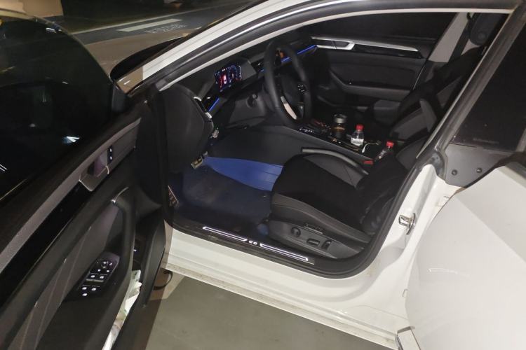 Used Volkswagen FAW-Volkswagen CC 2021 380TSI Striking Edition Driver Seat