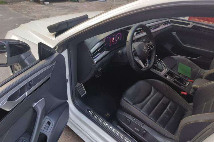 Used Volkswagen FAW-Volkswagen CC 2021 330TSI Launch Edition Driver Seat