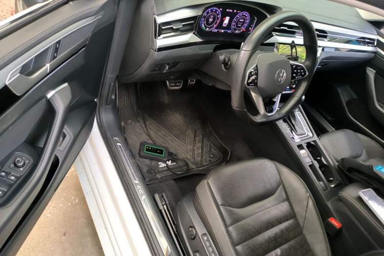 Used Volkswagen FAW-Volkswagen CC 2021 Estate Car 380TSI Vizion Edition Driver Seat