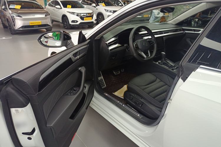 Used Volkswagen FAW-Volkswagen CC 2021 380TSI Striking Edition Driver Seat