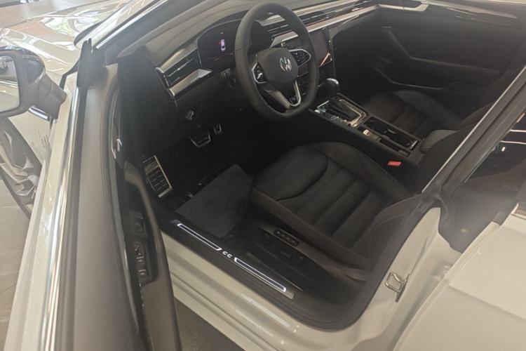 Used Volkswagen FAW-Volkswagen CC 2021 380TSI Striking Edition Driver Seat