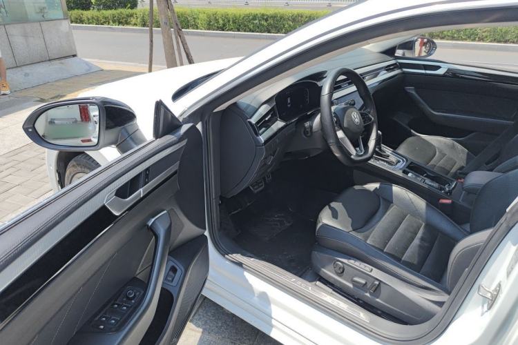 Used Volkswagen FAW-Volkswagen CC 2021 380TSI Striking Edition Driver Seat