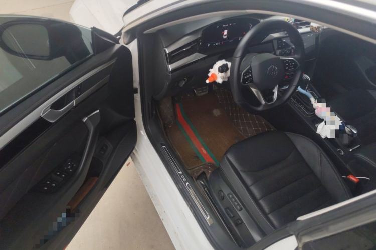 Used Volkswagen FAW-Volkswagen CC 2021 380TSI Striking Edition Driver Seat