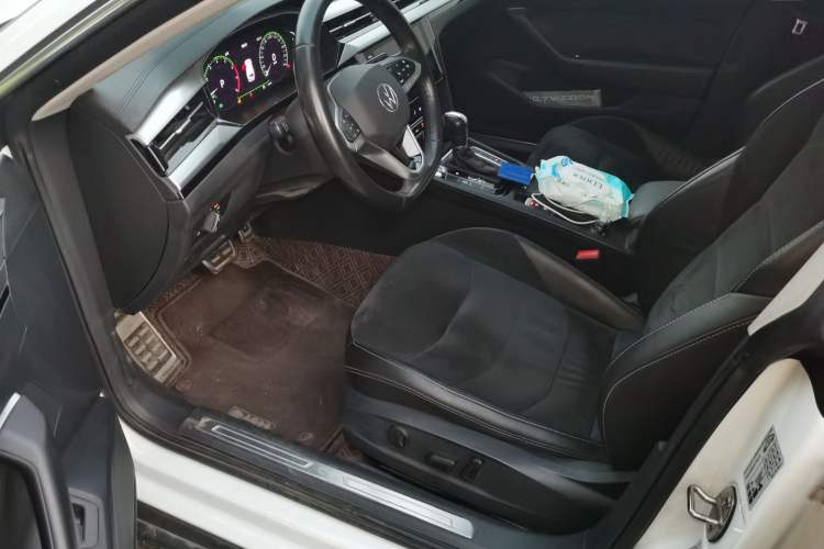 Used Volkswagen FAW-Volkswagen CC 2021 Estate Car 330TSI Hunter Vision Edition Driver Seat