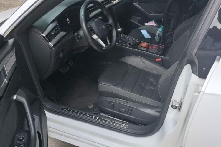 Used Volkswagen FAW-Volkswagen CC 2021 380TSI Striking Edition Driver Seat