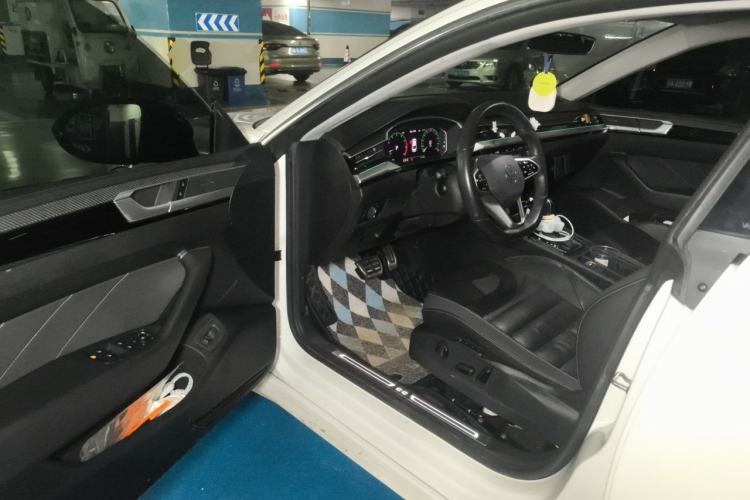 Used Volkswagen FAW-Volkswagen CC 2021 380TSI Brilliant Edition Driver Seat