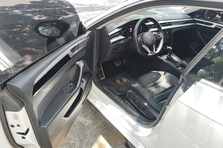 Used Volkswagen FAW-Volkswagen CC 2021 380TSI Striking Edition Driver Seat