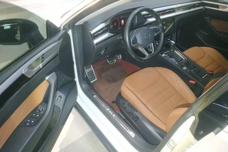 Used Volkswagen FAW-Volkswagen CC 2021 Estate Car 380TSI Vizion Edition Driver Seat