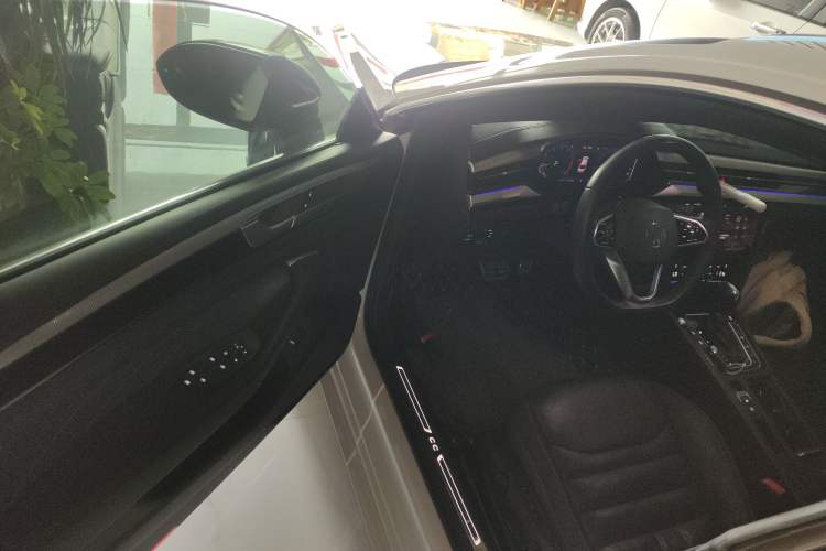 Used Volkswagen FAW-Volkswagen CC 2021 380TSI Striking Edition Driver Seat