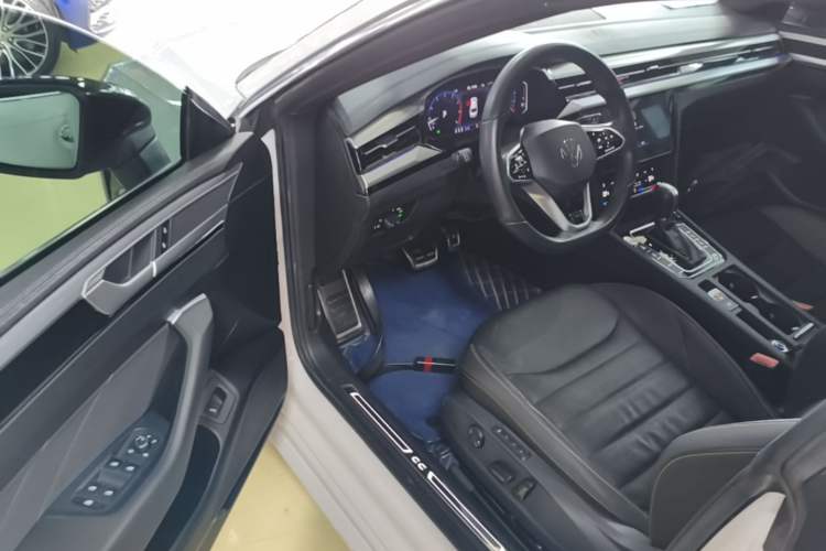 Used Volkswagen FAW-Volkswagen CC 2021 380TSI Striking Edition Driver Seat