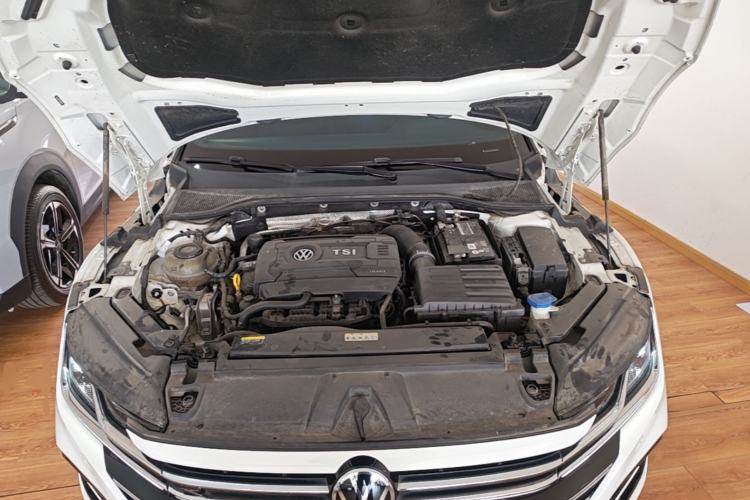 Used Volkswagen FAW-Volkswagen CC 2021 380TSI Striking Edition Engine Bay