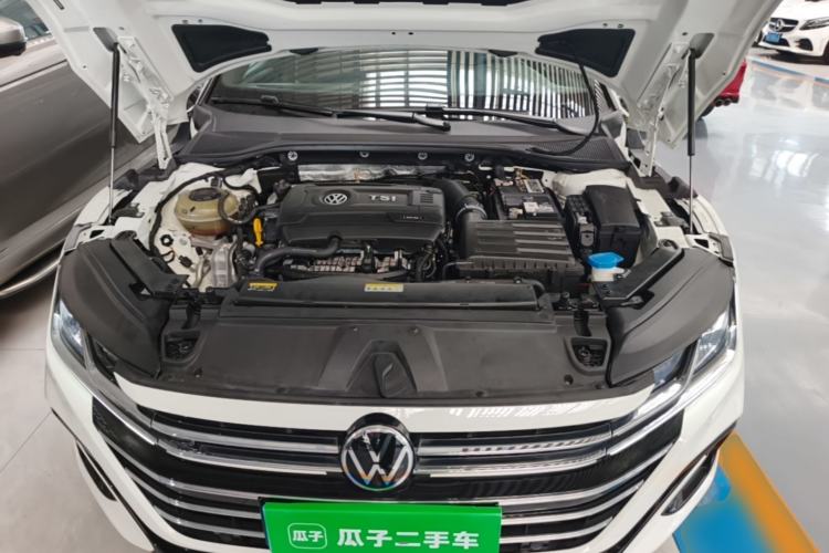 Used Volkswagen FAW-Volkswagen CC 2021 380TSI Striking Edition Engine Bay