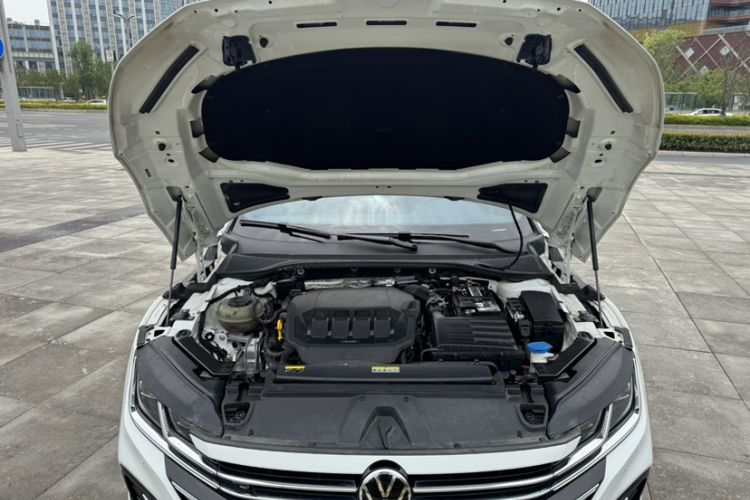 Used Volkswagen FAW-Volkswagen CC 2021 330TSI Ignite Edition Engine Bay