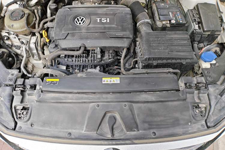 Used Volkswagen FAW-Volkswagen CC 2021 380TSI Striking Edition Engine Bay