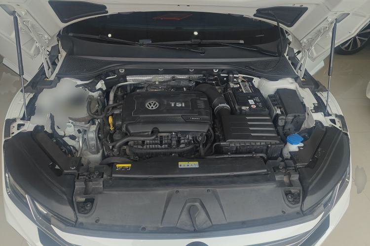 Used Volkswagen FAW-Volkswagen CC 2021 380TSI Striking Edition Engine Bay