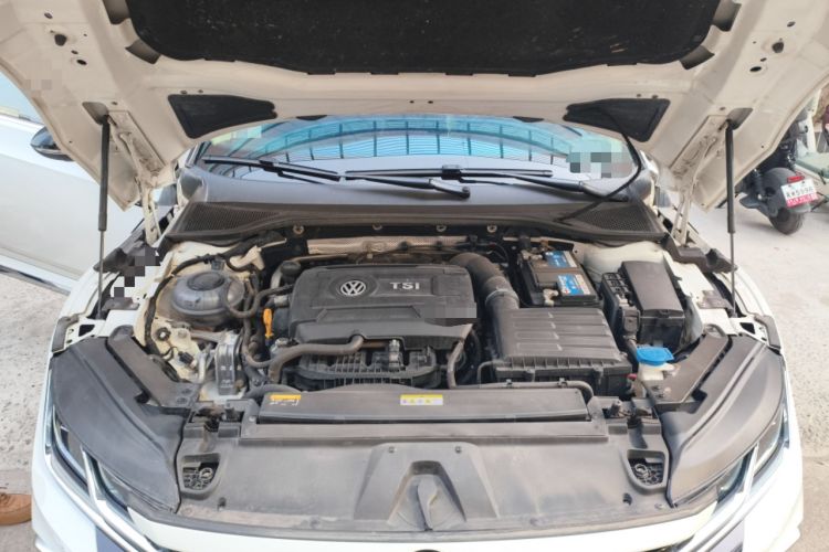 Used Volkswagen FAW-Volkswagen CC 2021 Estate Vehicle 380TSI Vizzion Edition Engine Bay