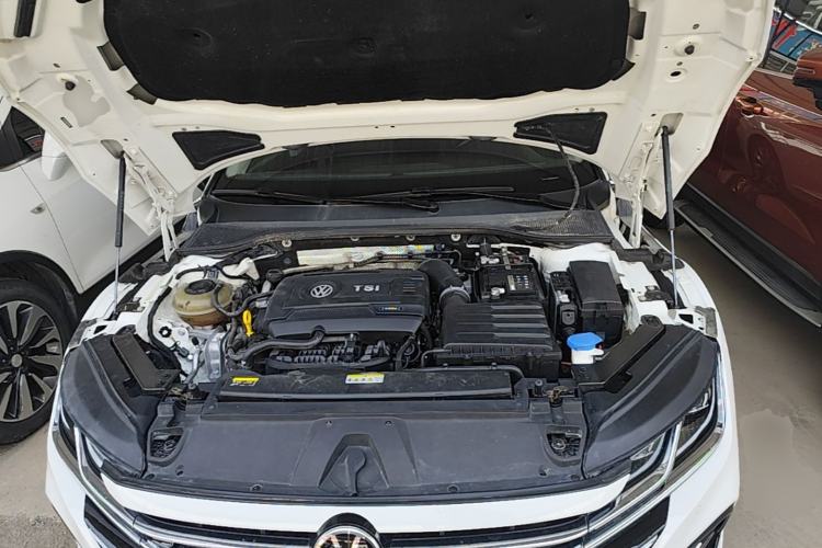 Used Volkswagen FAW-Volkswagen CC 2021 380TSI Striking Edition Engine Bay