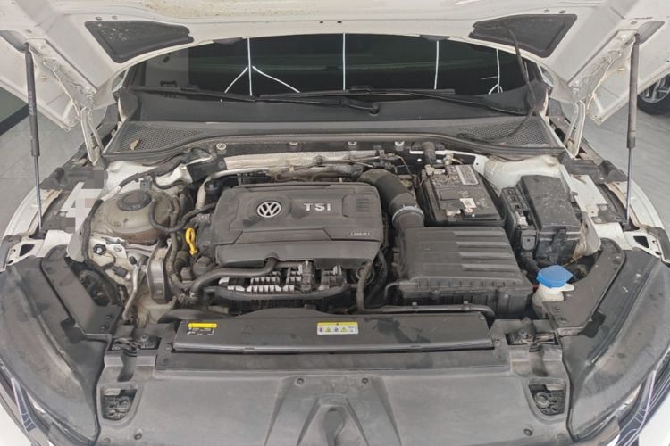 Used Volkswagen FAW-Volkswagen CC 2021 380TSI Striking Edition Engine Bay
