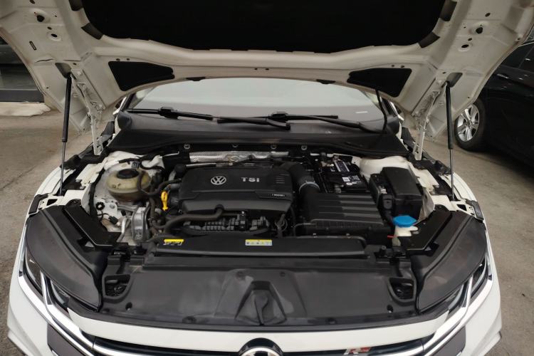 Used Volkswagen FAW-Volkswagen CC 2021 Estate Car 380TSI Vizion Edition Engine Bay