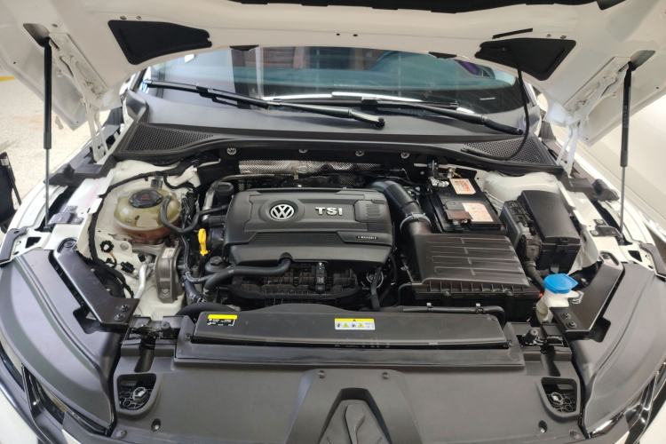Used Volkswagen FAW-Volkswagen CC 2021 Estate Car 380TSI Vizion Edition Engine Bay