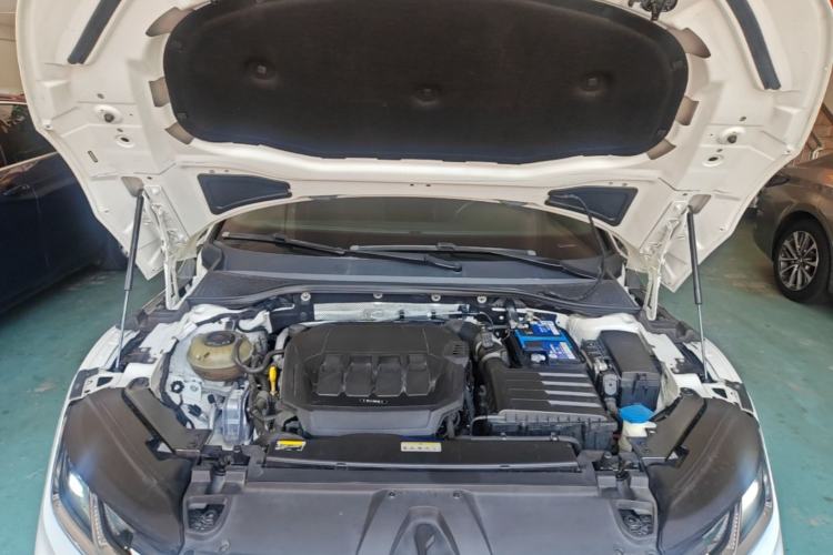 Used Volkswagen FAW-Volkswagen CC 2021 330TSI Ignite Edition Engine Bay