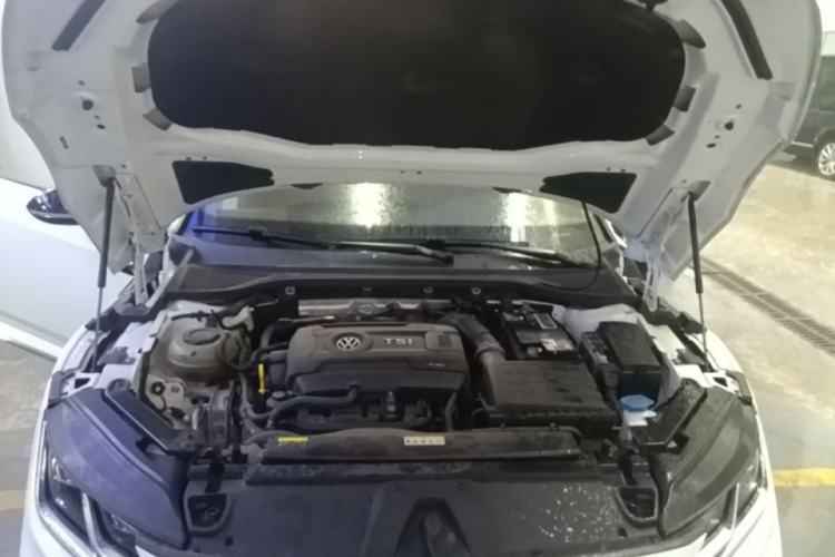 Used Volkswagen FAW-Volkswagen CC 2021 380TSI Striking Edition Engine Bay