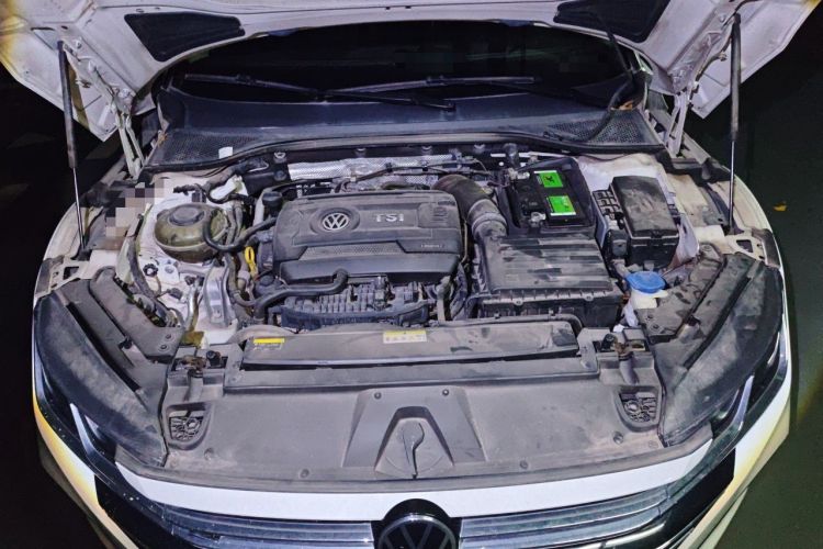 Used Volkswagen FAW-Volkswagen CC 2021 380TSI Brilliant Edition Engine Bay